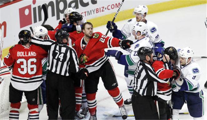 canucks fight