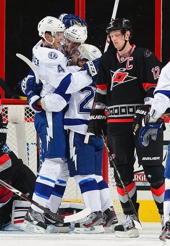 canes bolts2