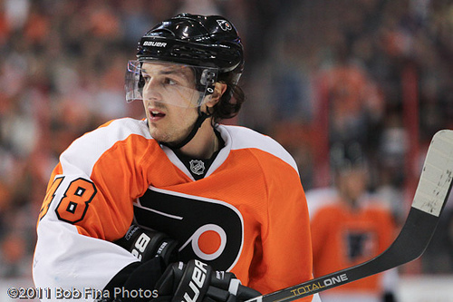 Danny Briere #48 of the Philadelphia Flyers while playing agains